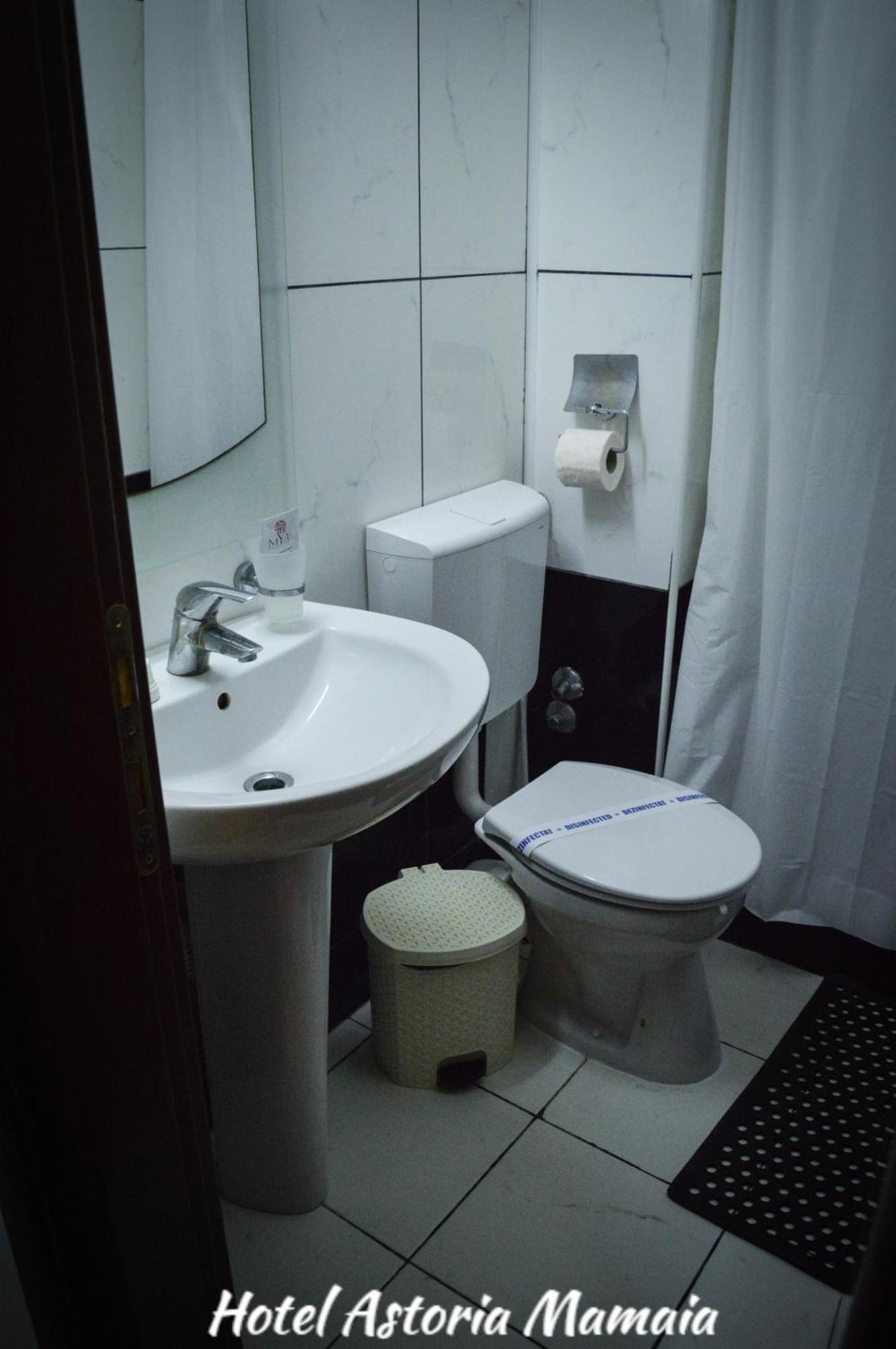 Hotel Astoria Mamaia Exteriör bild
